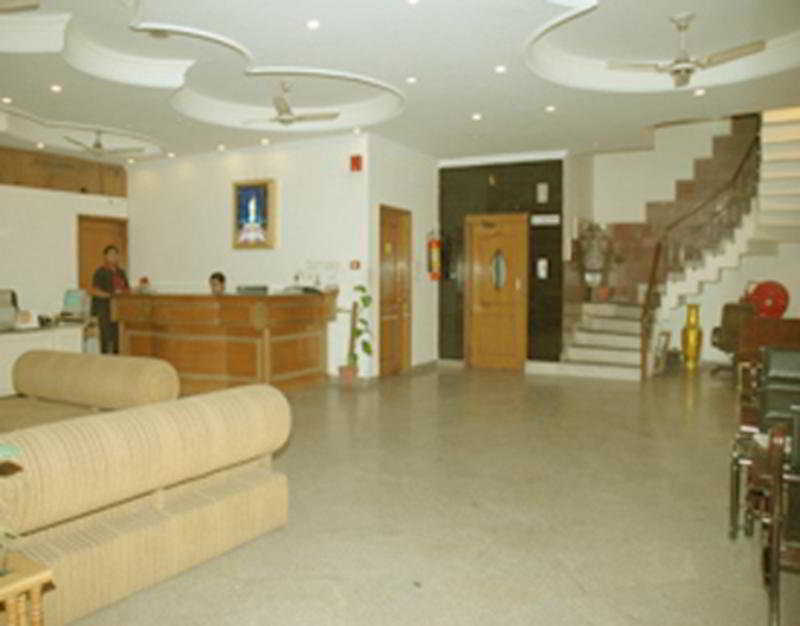 Hotel O Grand Central Δελχί Εξωτερικό φωτογραφία
