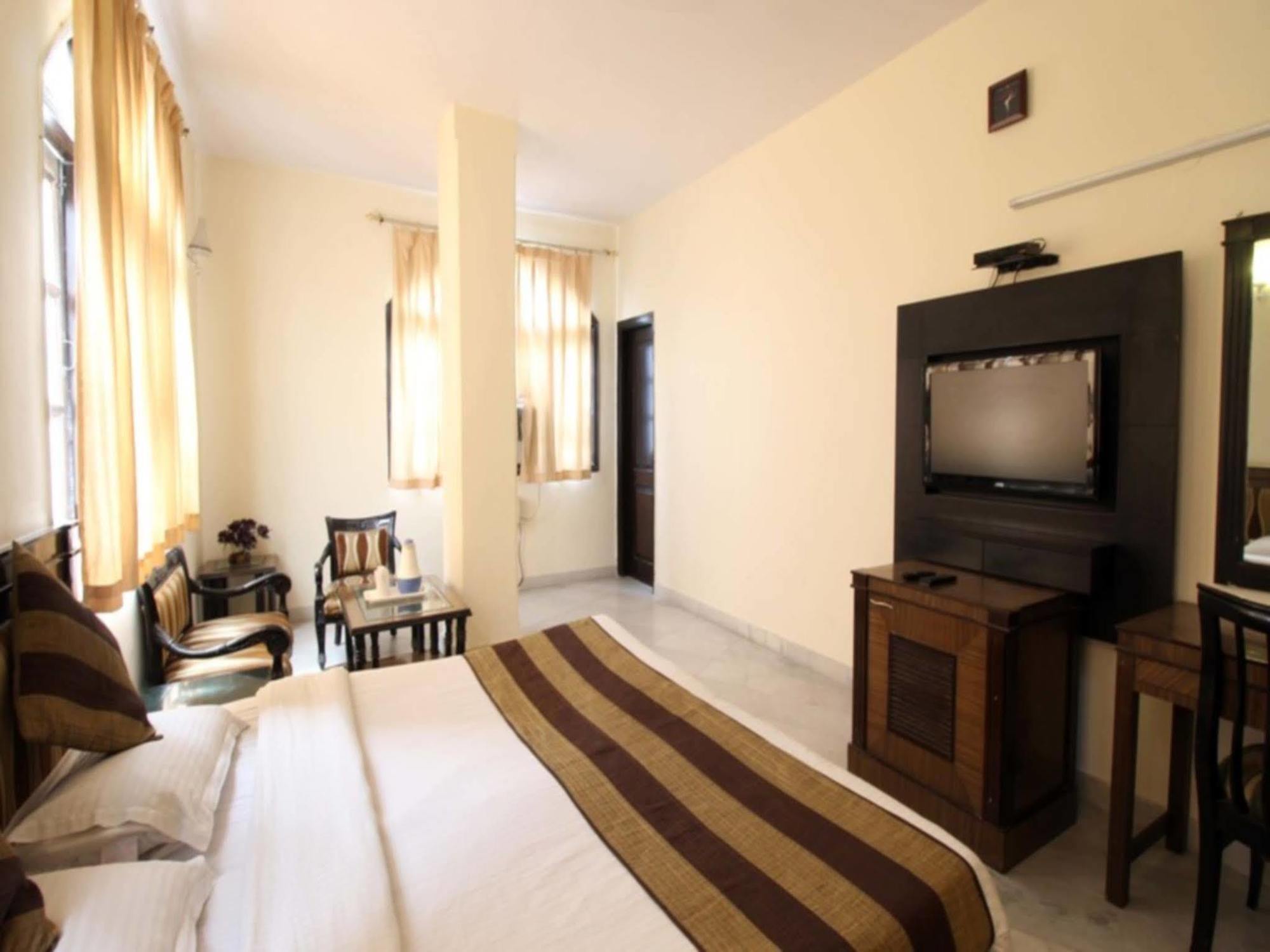 Hotel O Grand Central Δελχί Εξωτερικό φωτογραφία